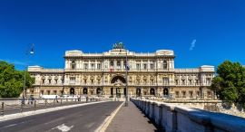 Appalti, giurisdizione: La Cass., Sezioni Unite, ha accolto le nostre tesi: giurisdizione del G.A. in caso di estensione del contratto di appalto a dei servizi supplementari ex art. 106, 1° co., lett. b) D.lgs. 163/06 (Cass. sez. Un., ord. 28211 del 31/10